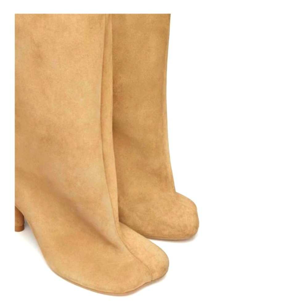 Chic Tan Heeled Boots for Women